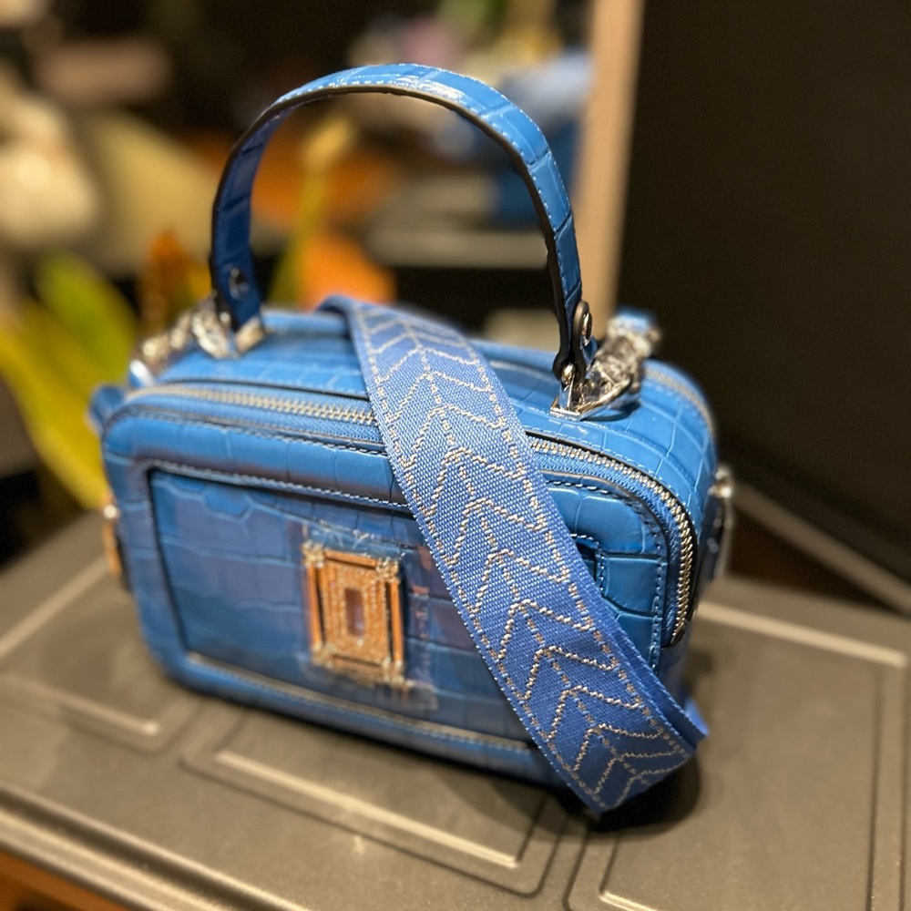 New Karl Lagerfeld Paris Simone Top Handle Crossbody Bag Blue | Crocodile | - Picture 3 of 8